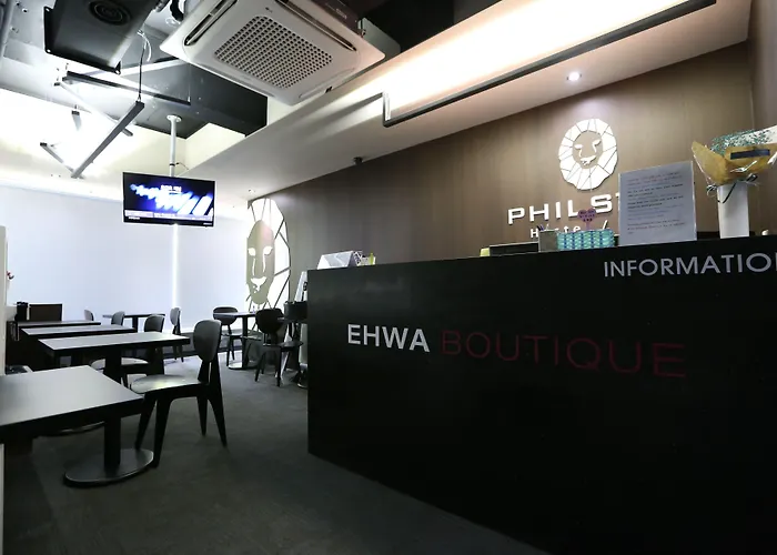 Philstay Ehwa Boutique - Female Only * Seoel