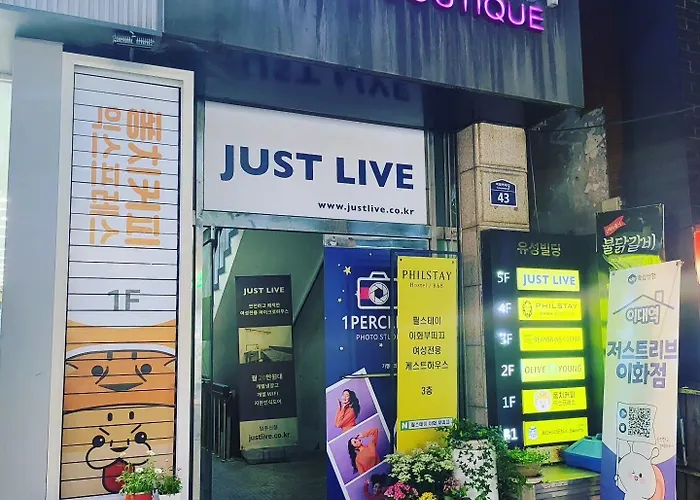 Philstay Ehwa Boutique - Female Only * Seoel